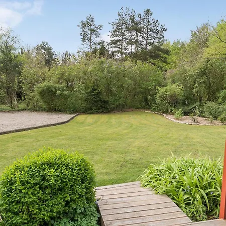 2 Bedroom Beautiful In *
