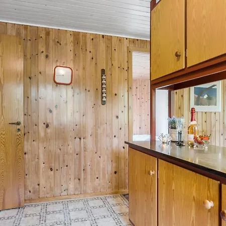 Дом отдыха 2 Bedroom Beautiful In Toftlund